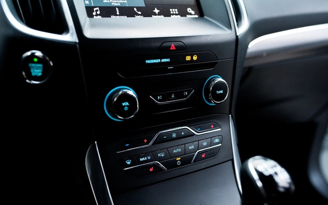 Ford Galaxy cena 35900 przebieg: 249000, rok produkcji 2017 z Pilawa małe 37